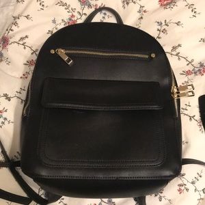 Like New: Gap Backpack